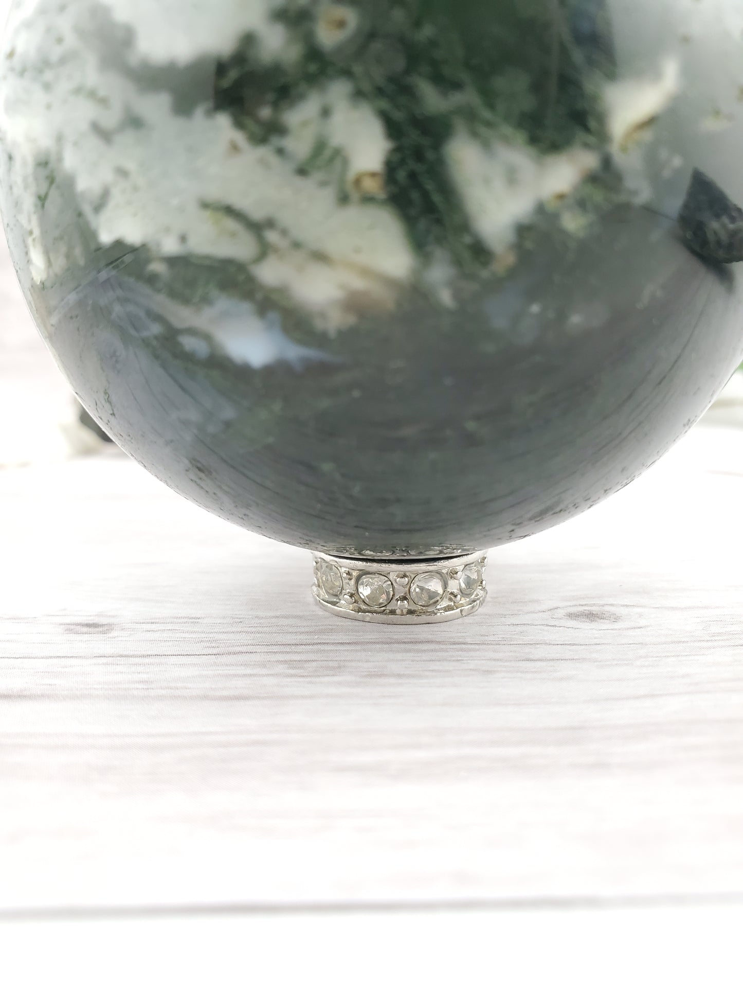 Crystal Rhinestone Metal Sphere Stand