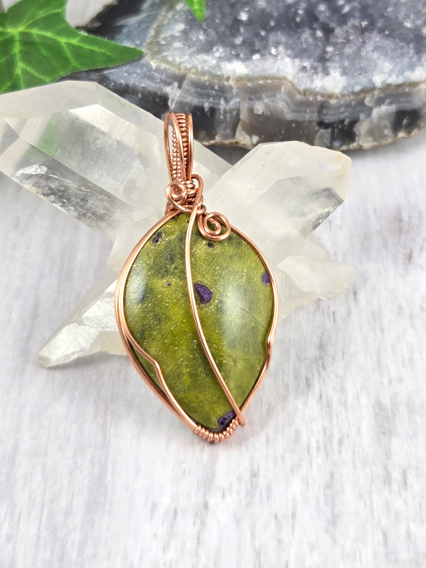 Stichtite in Serpentine Spring Leaf Pendant