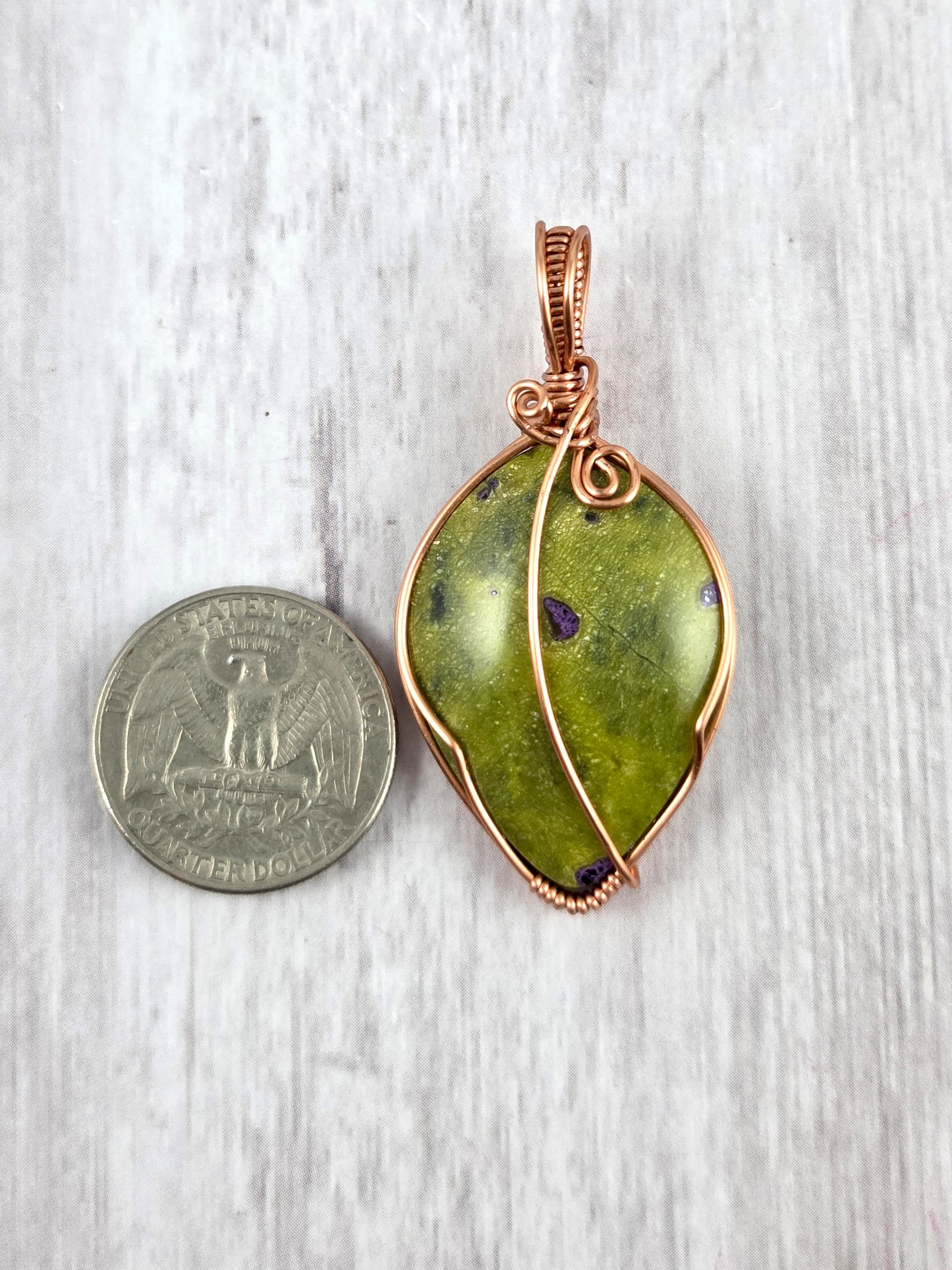 Stichtite in Serpentine Spring Leaf Pendant