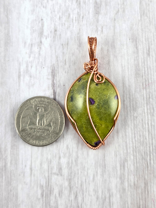 Stichtite in Serpentine Spring Leaf Pendant