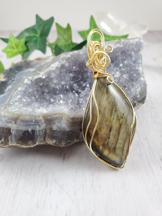 Orange Gold Flash Leaf Labradorite Pendant